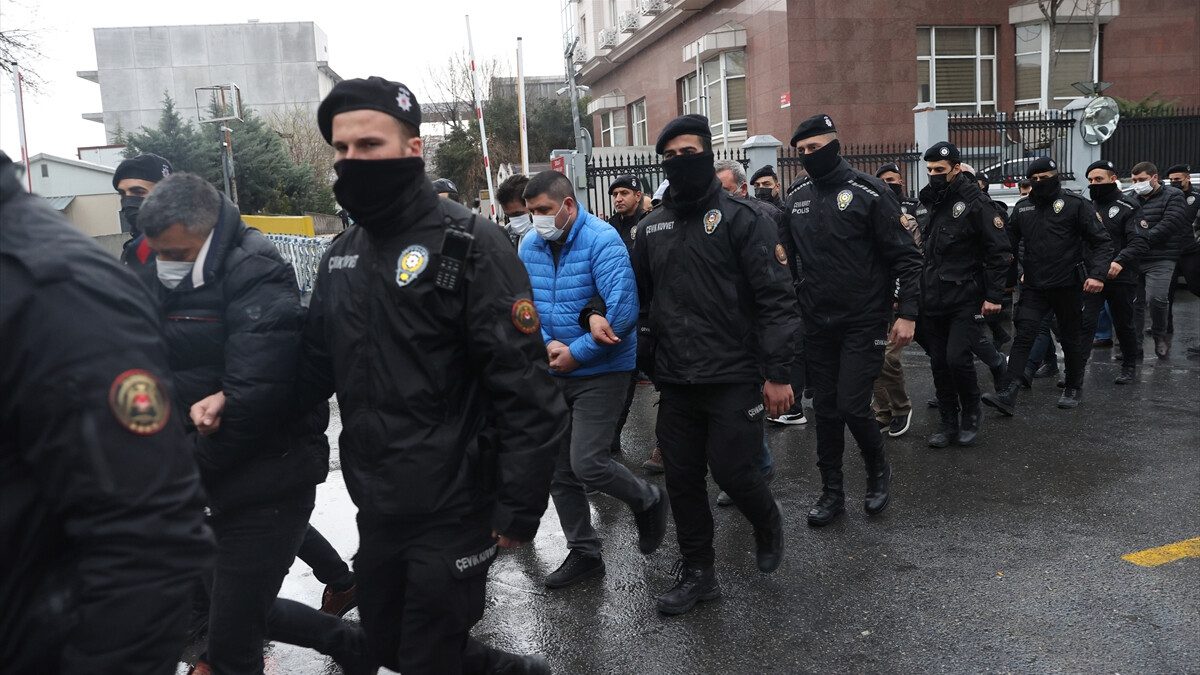 İstanbul merkezli tapuda rüşvet operasyonu: 79 gözaltı