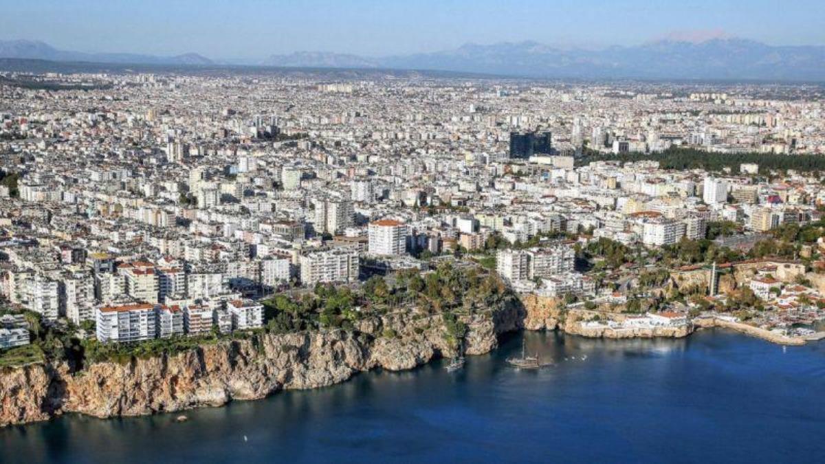 Antalya’da lüks dairelerin aylık kirası 255 bin civarında